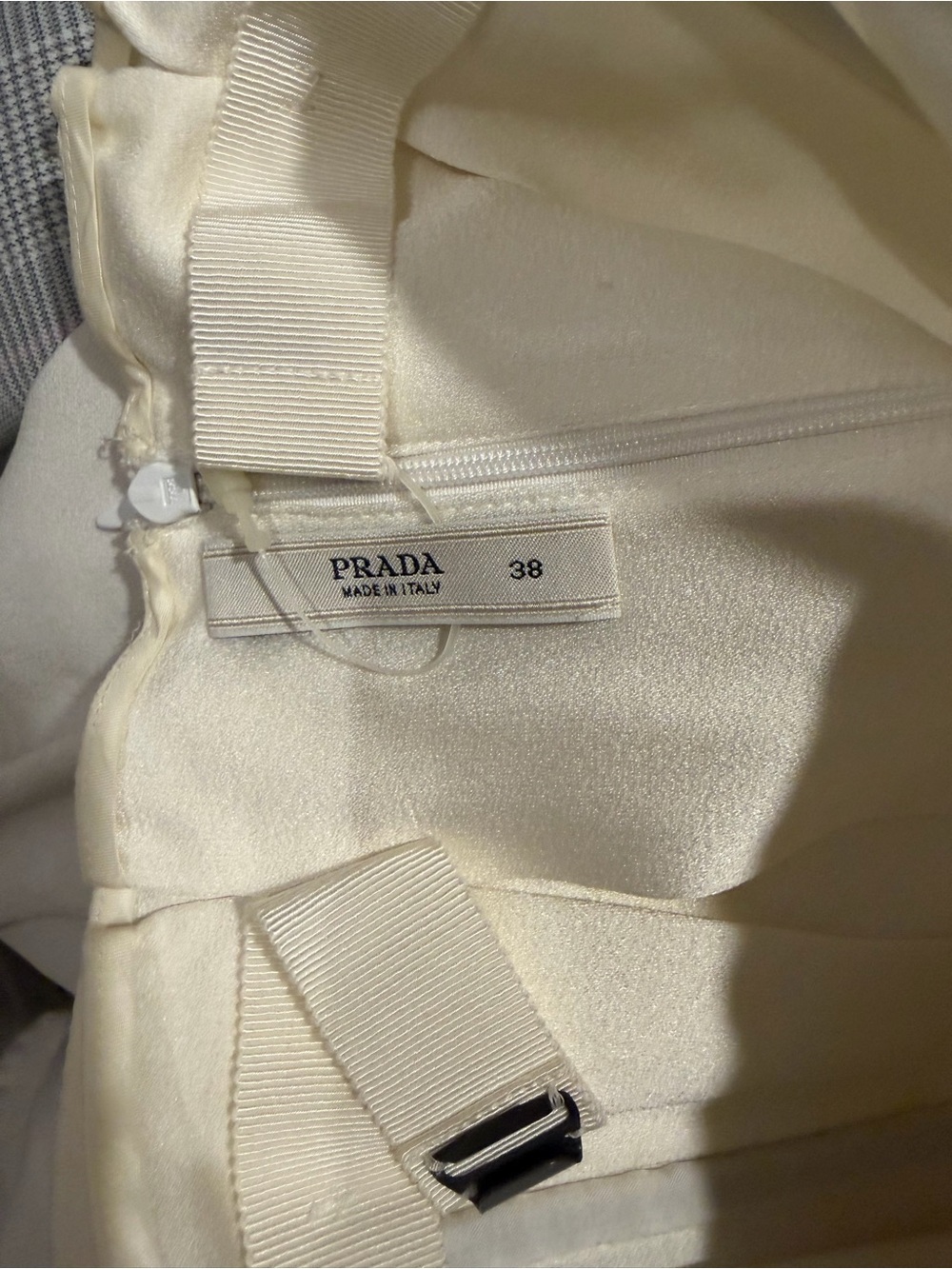 VINTAGE PRADA Cream Pleated Buisness Suit - Picture 4 of 6